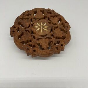 Vintage Hand Carved Wood Floral Leaves Trivet/Plant Stand/ Made In India